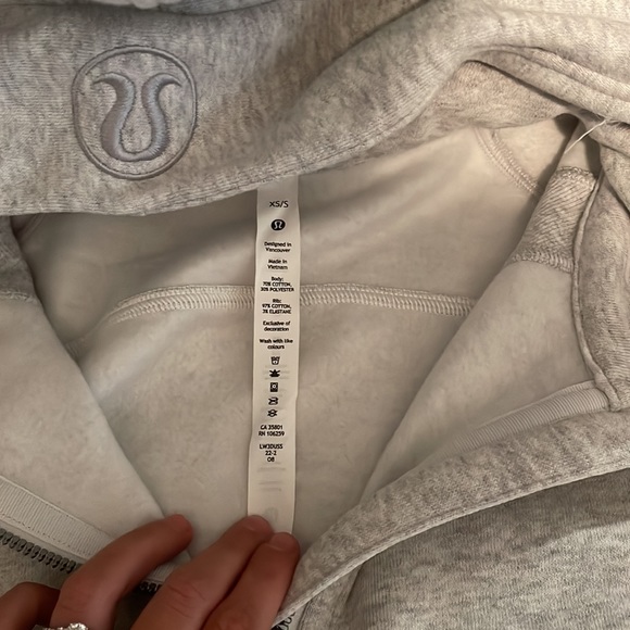 Lululemon Scuba Oversized 1/2 zip hoodie,Color:Heathered Light Grey, Size: XS/S - Picture 3 of 6
